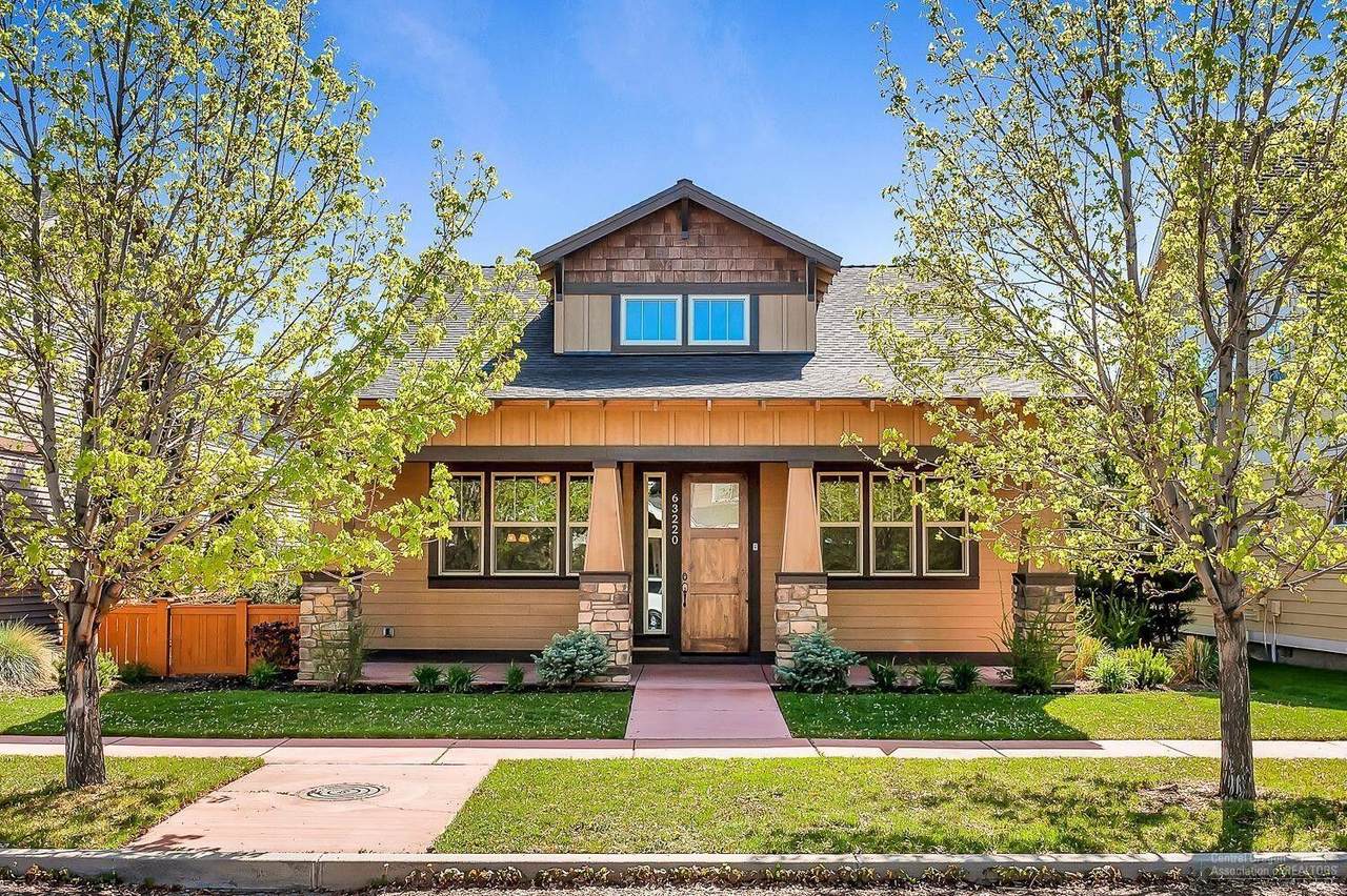 63220 Logan Avenue - Photo 1