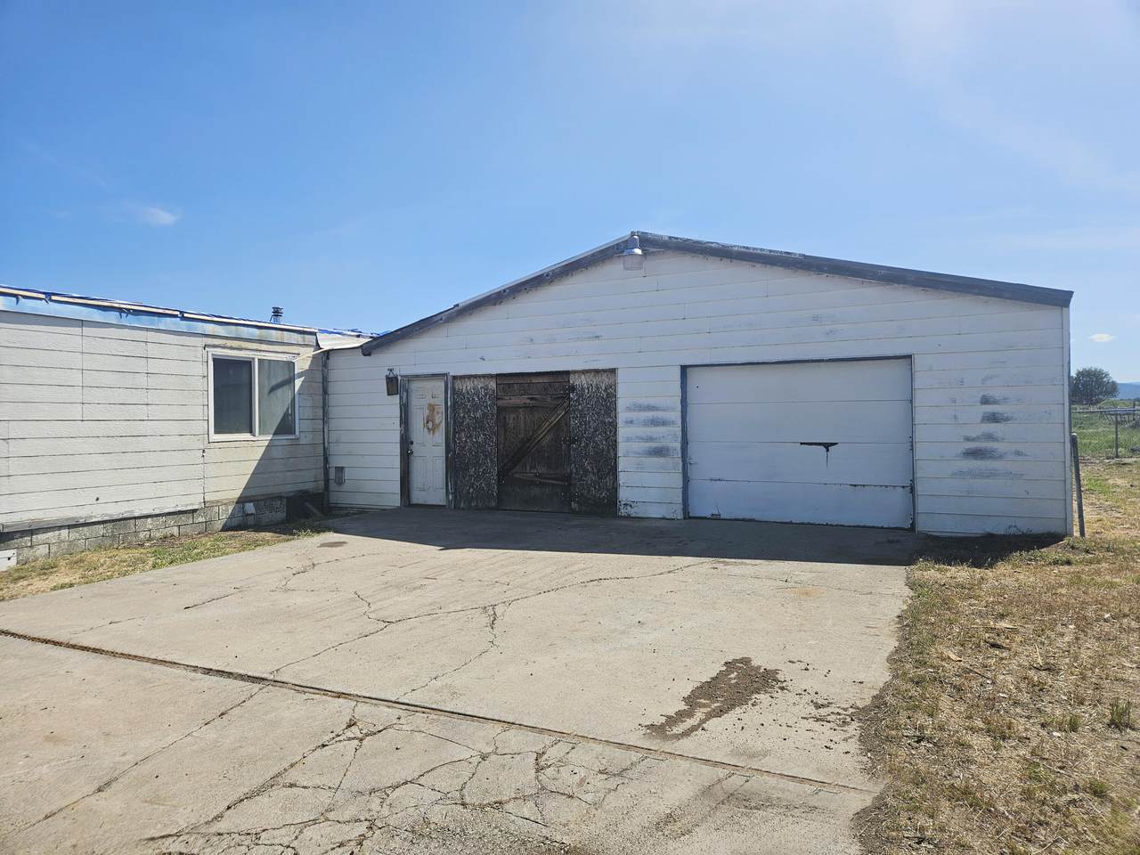 62515 Hwy 140 - Photo 1