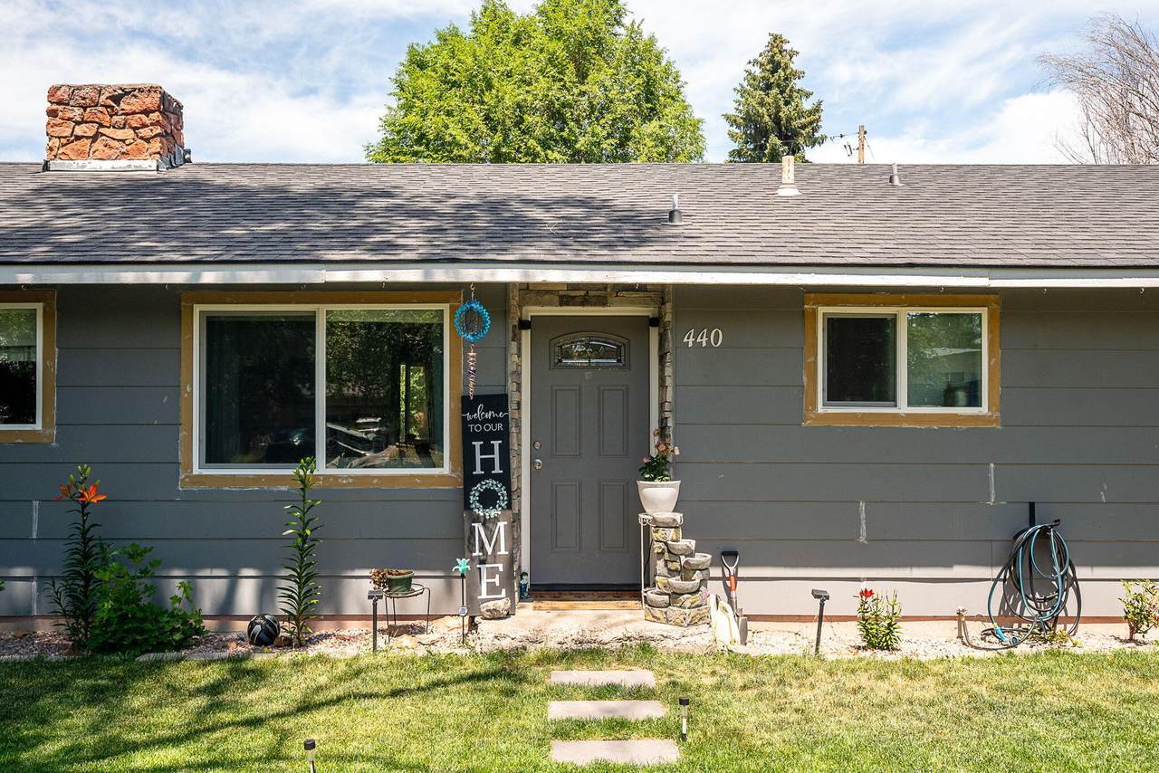 440 Chestnut Street - Photo 1