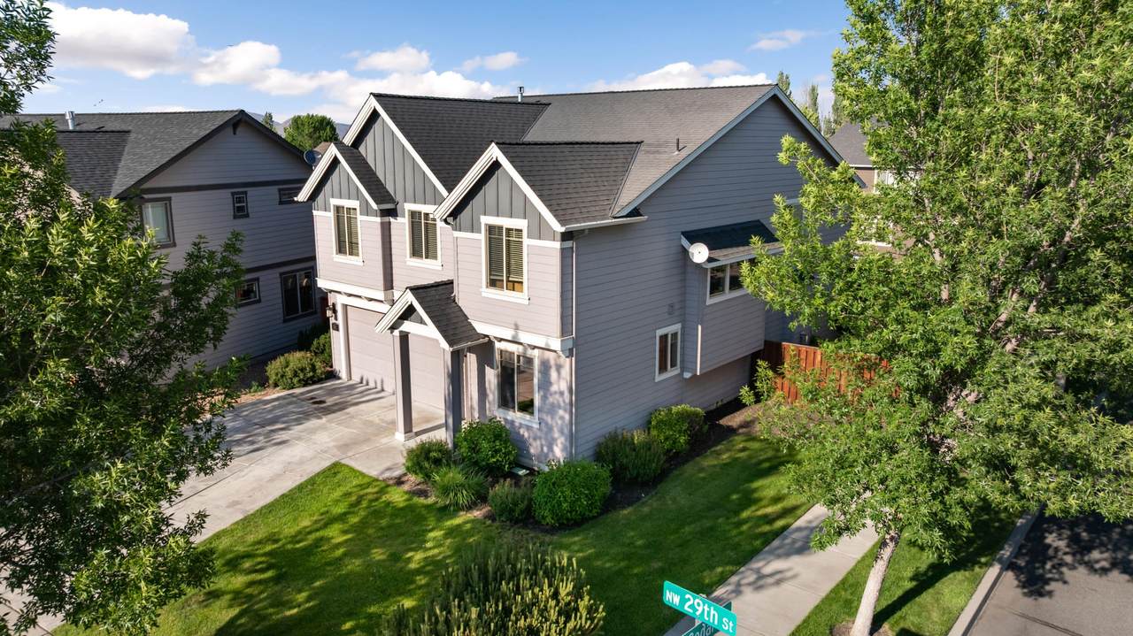 306 29th Street - Photo 1