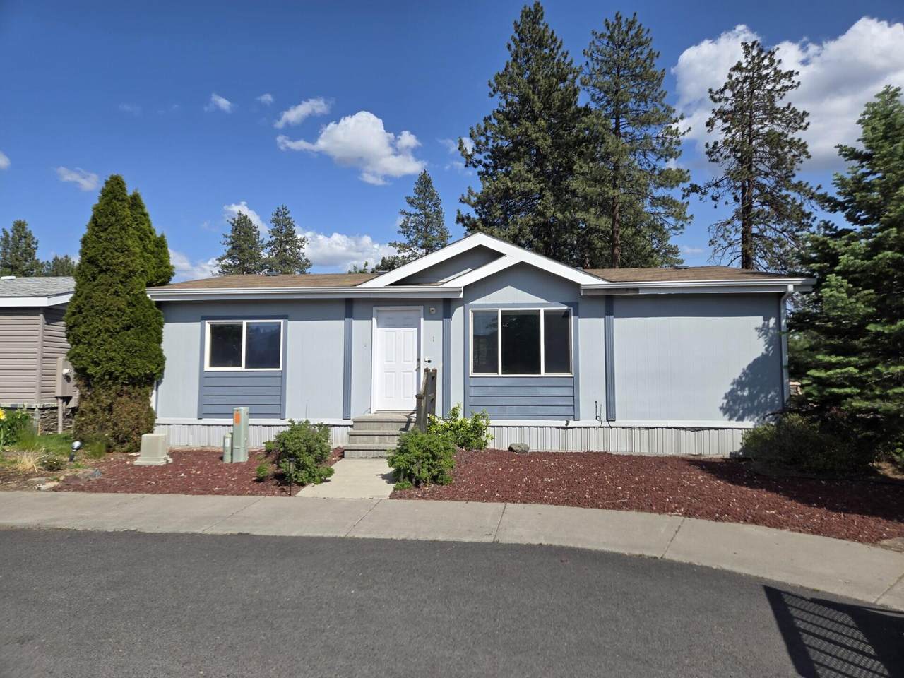 20176 Hawes Lane - Photo 1