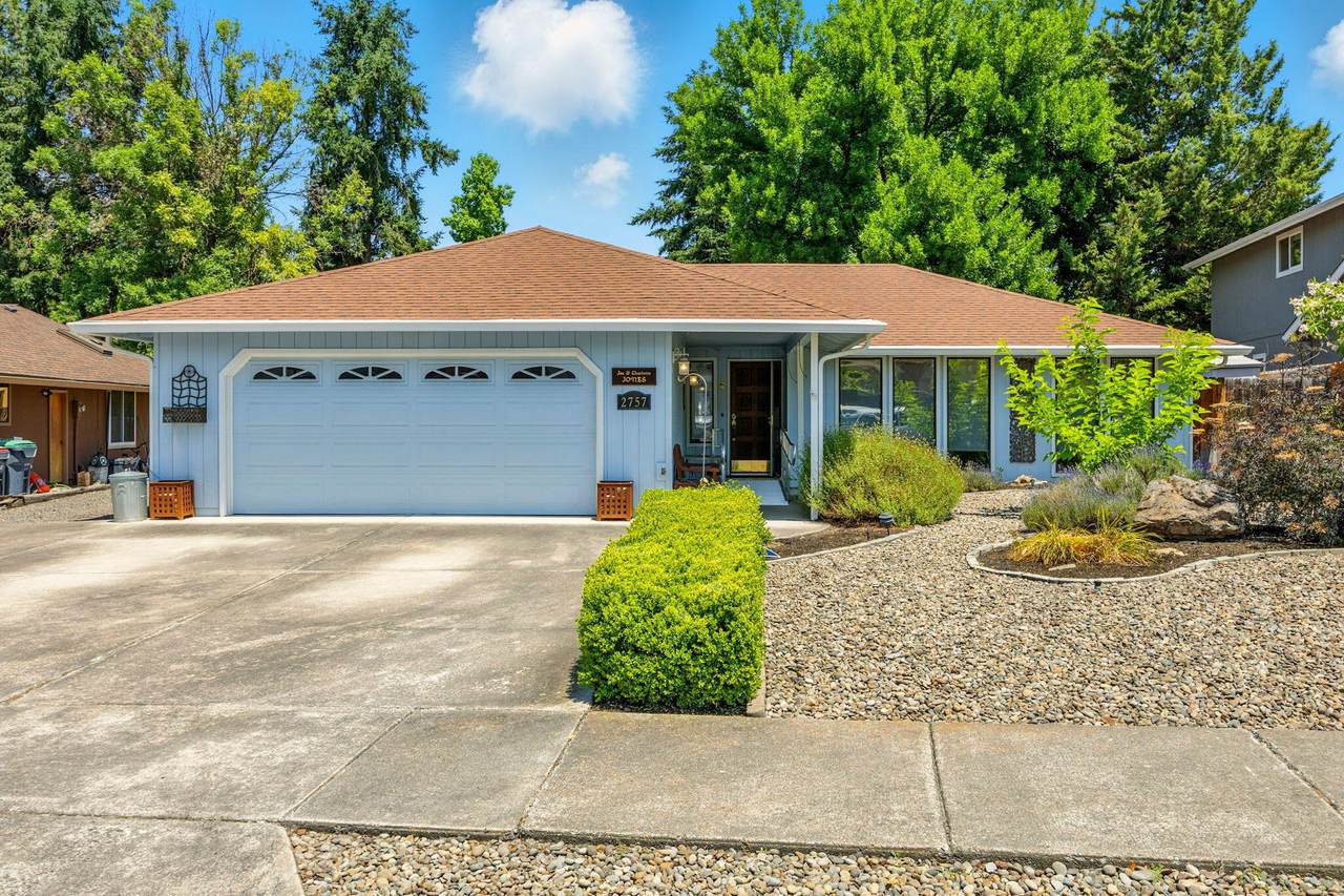 2757 Rosewood Street - Photo 1