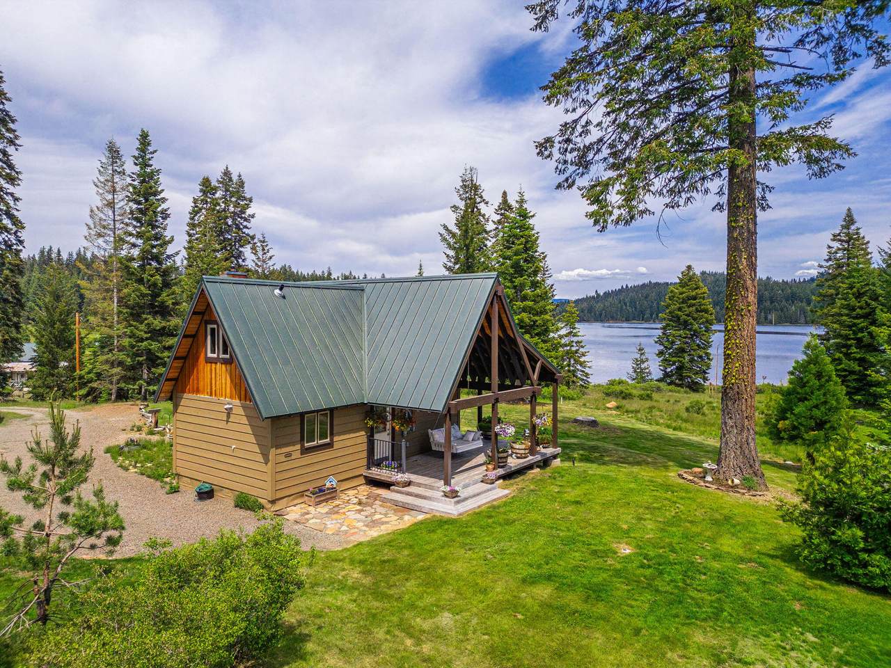 7668 Hyatt Prairie Road - Photo 1