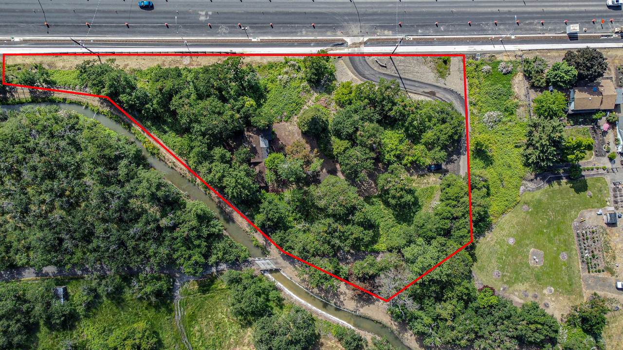 2616 Foothill Road - Photo 1
