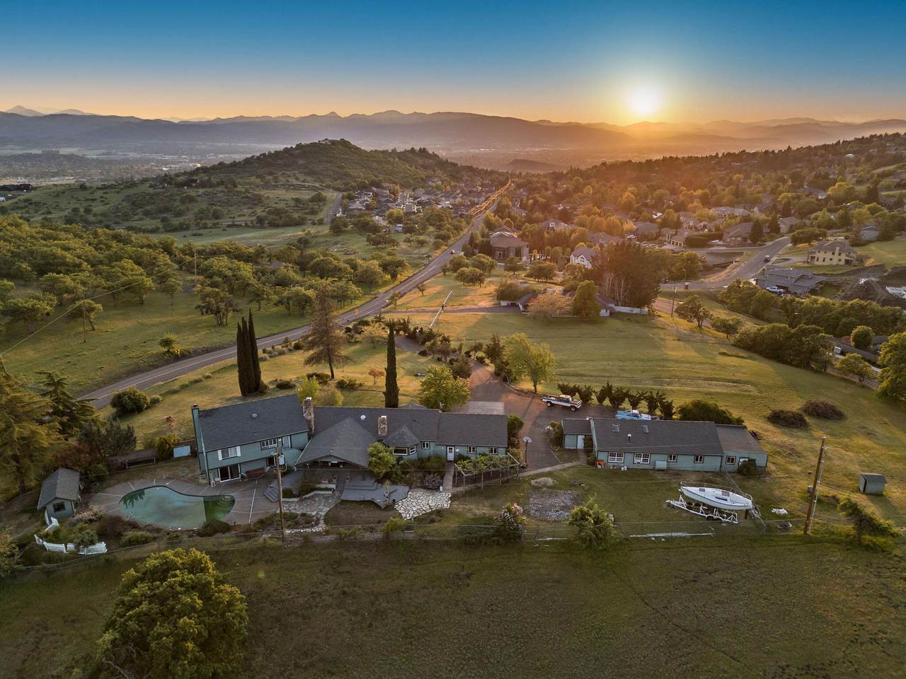 5495 Hillcrest Road - Photo 1