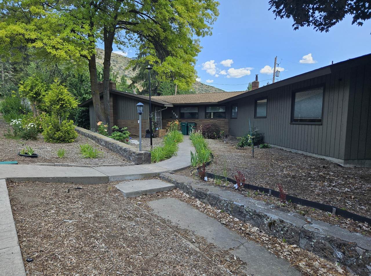 2030 Van Ness Avenue - Photo 1