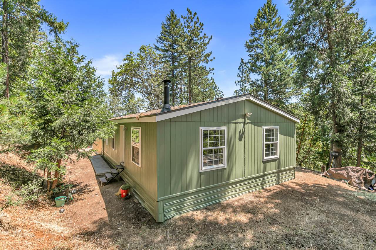 235 Citadel Road - Photo 1