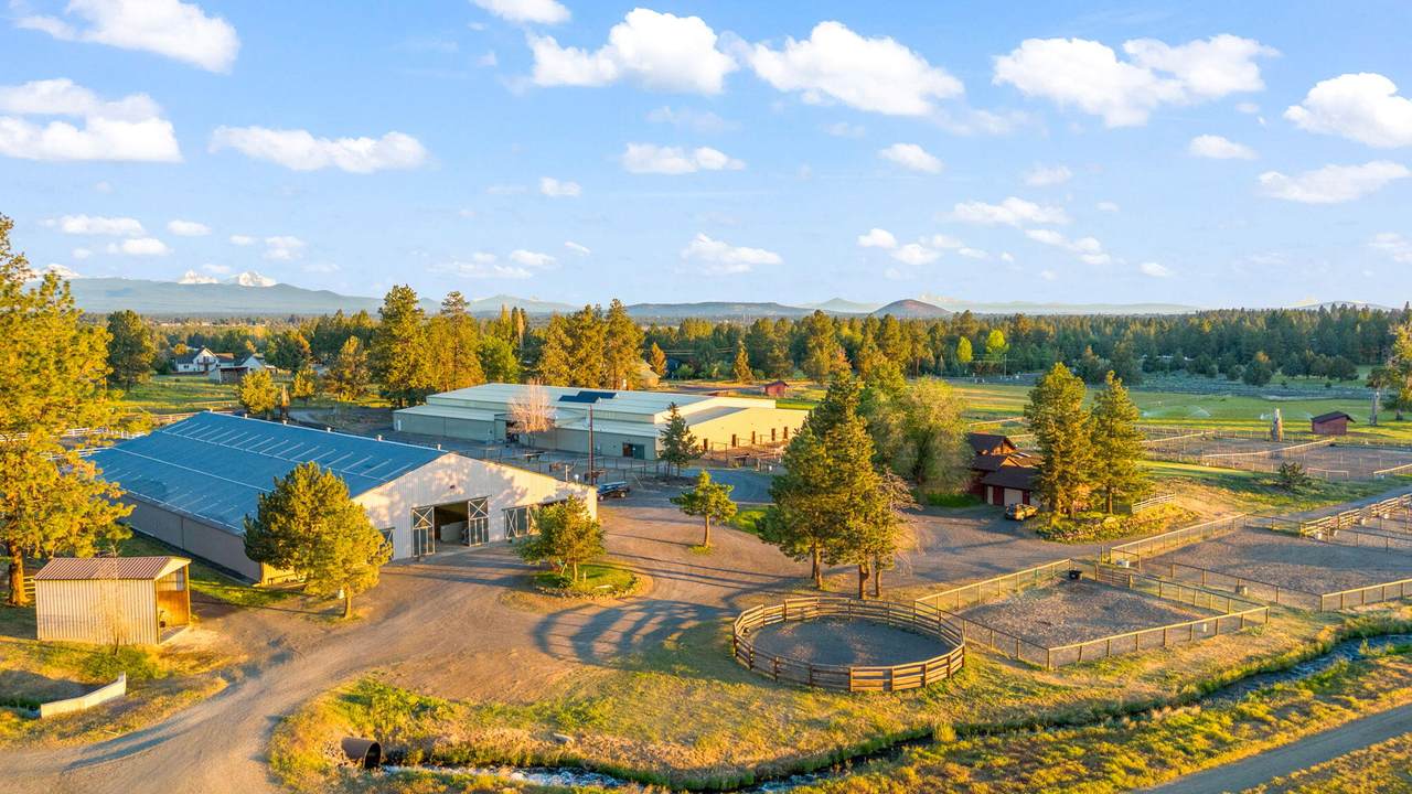 60360 Horse Butte Road - Photo 1