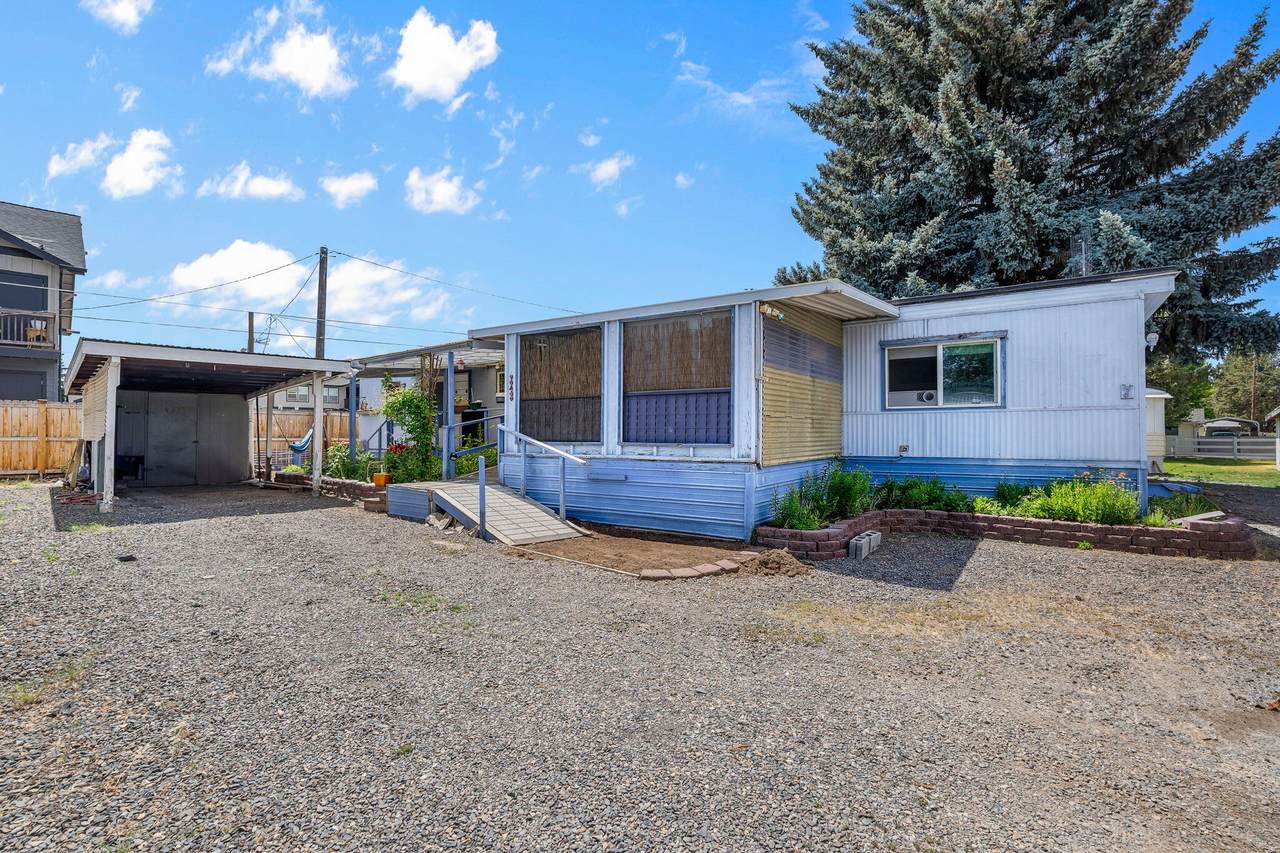 1833 Canal Boulevard - Photo 1