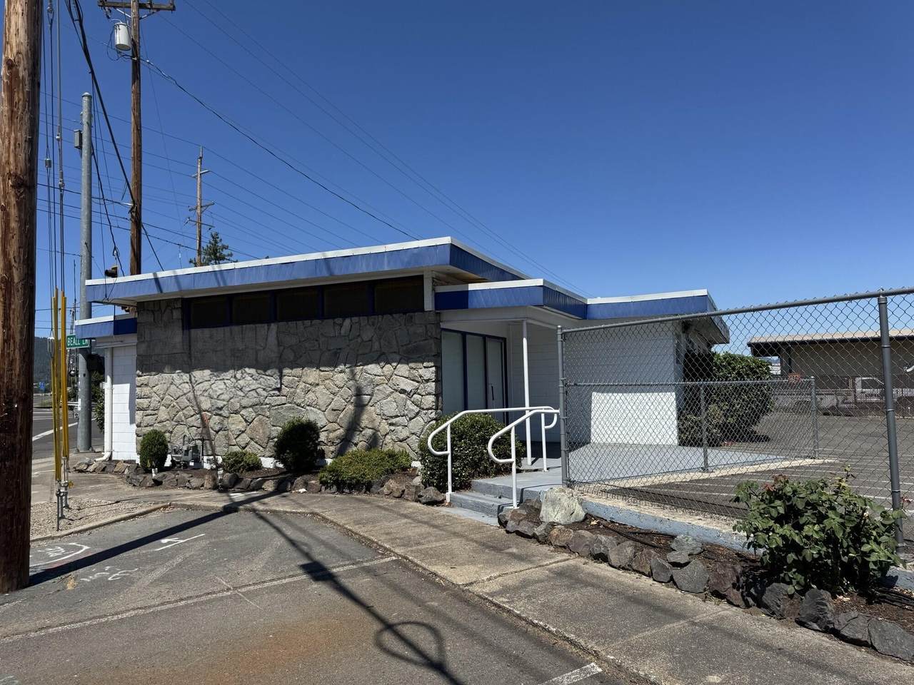 990 Front Street - Photo 1