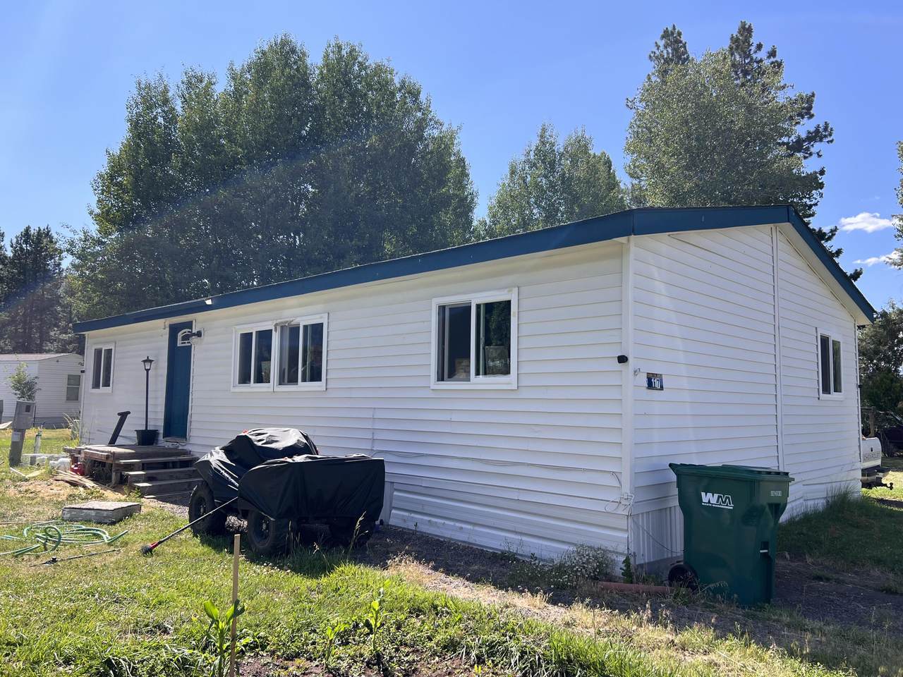 4000 Round Lake Road - Photo 1