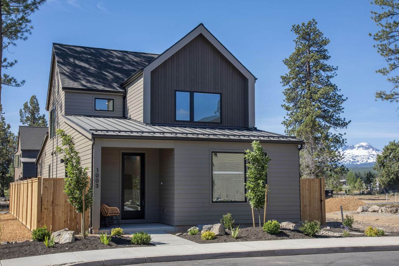 1011 Linda Avenue - Photo 1
