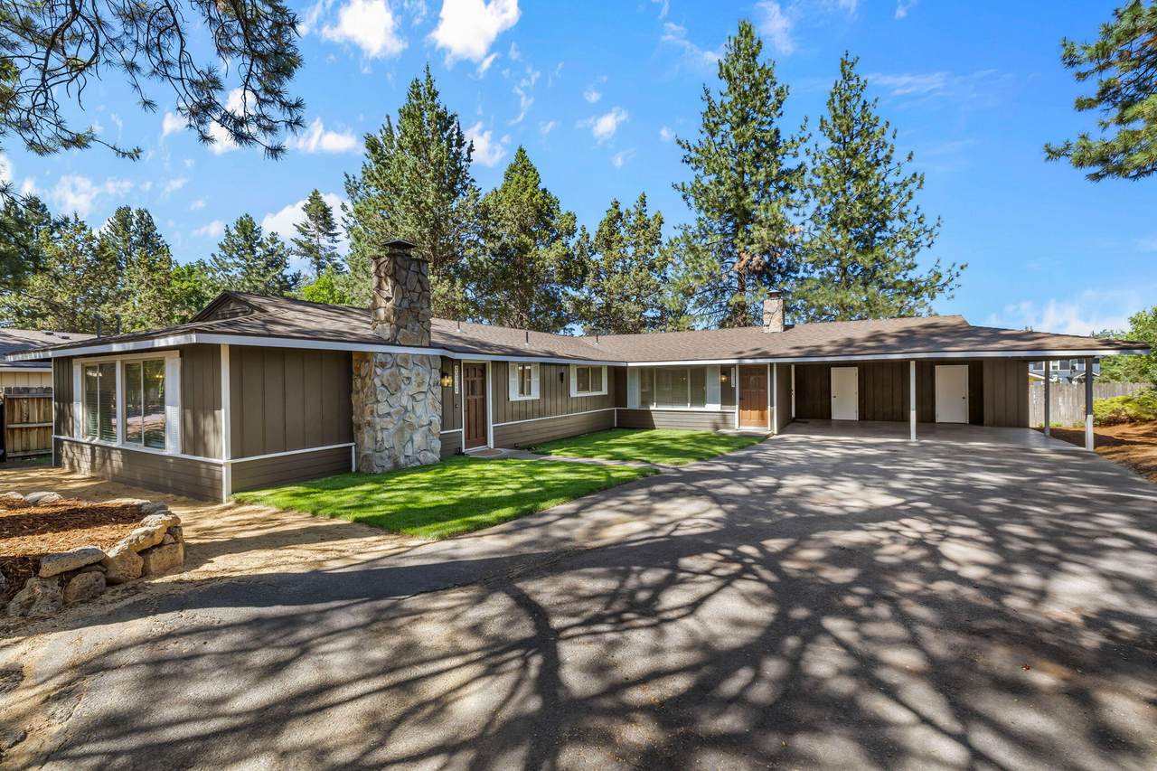 20368 Fairway Drive - Photo 1