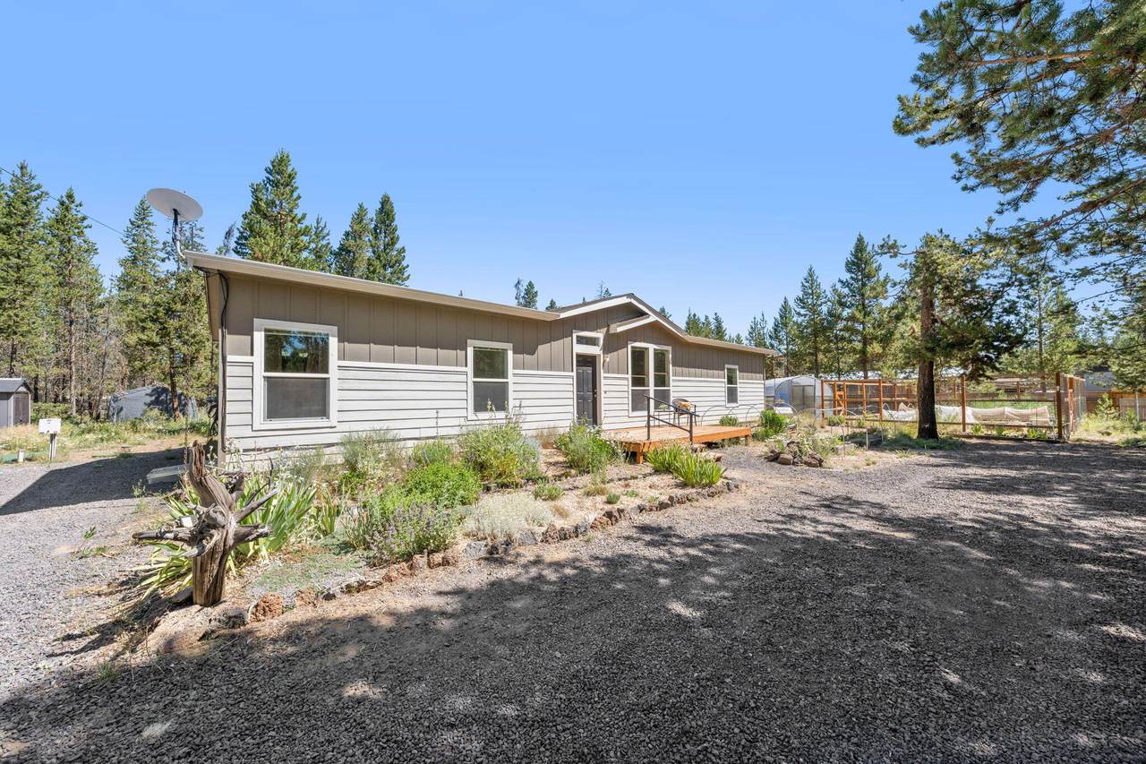 16790 Sun Country Drive - Photo 1