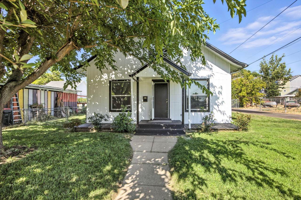 144 5th Street - Photo 1