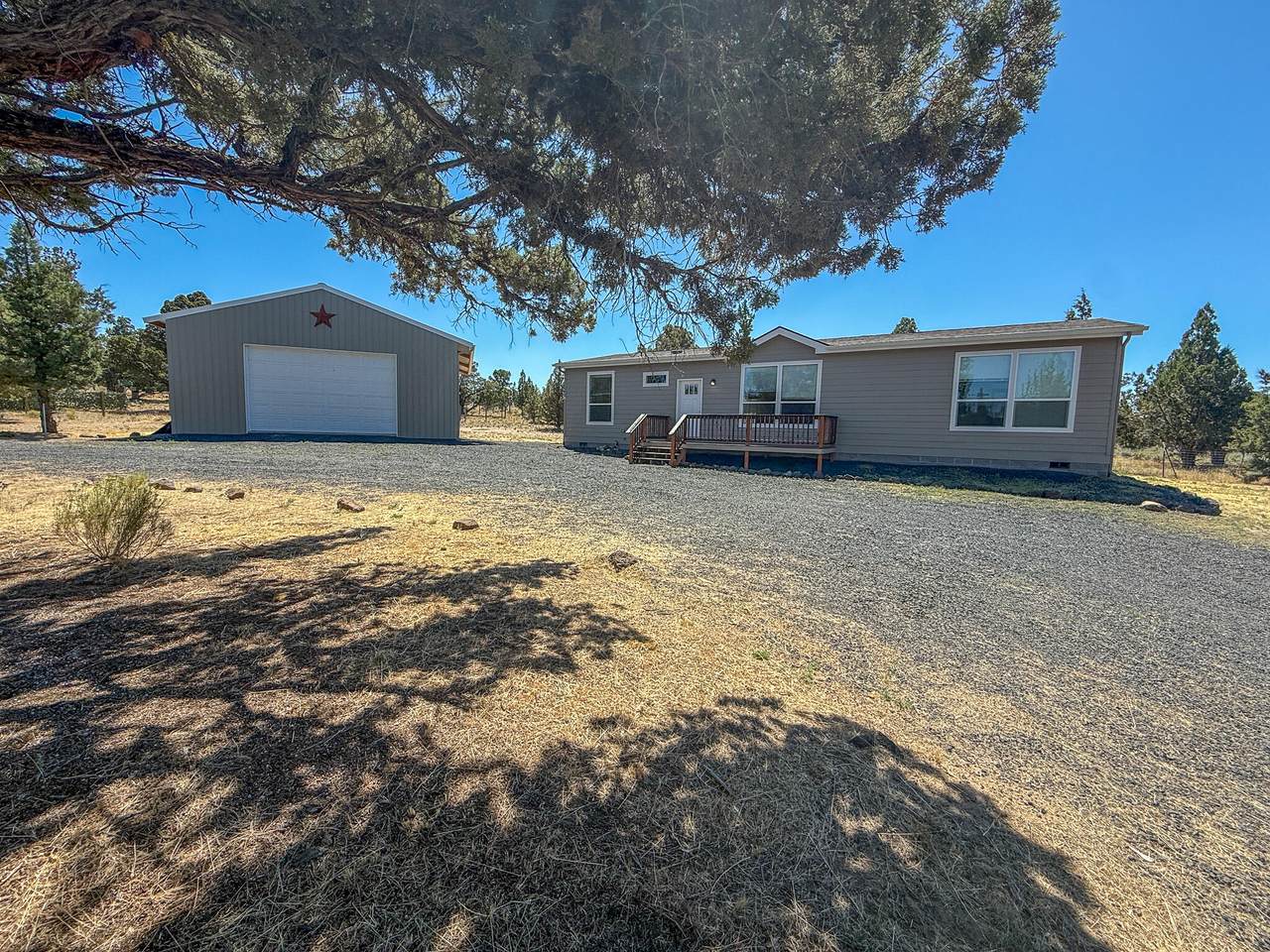 3738 Cherokee - Photo 1