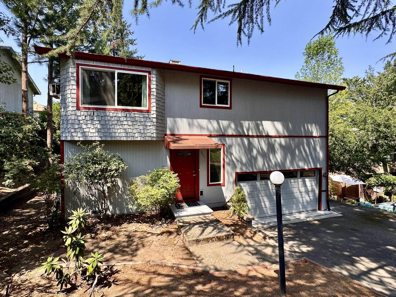 311 Luna Vista Street - Photo 1