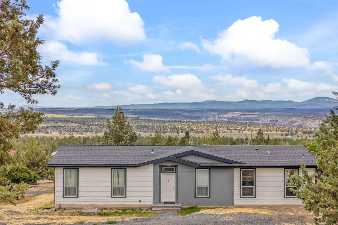 5699 Rocky Lane - Photo 1