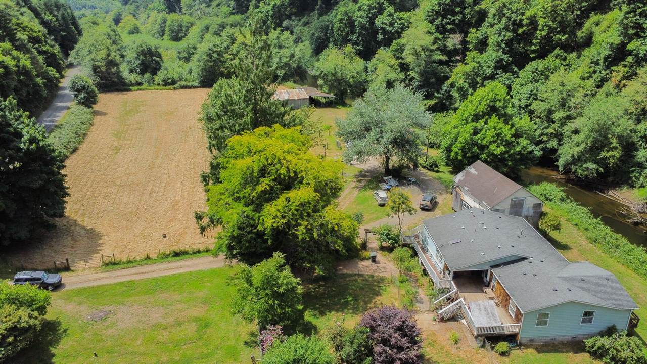 1371 Harlan Road - Photo 1