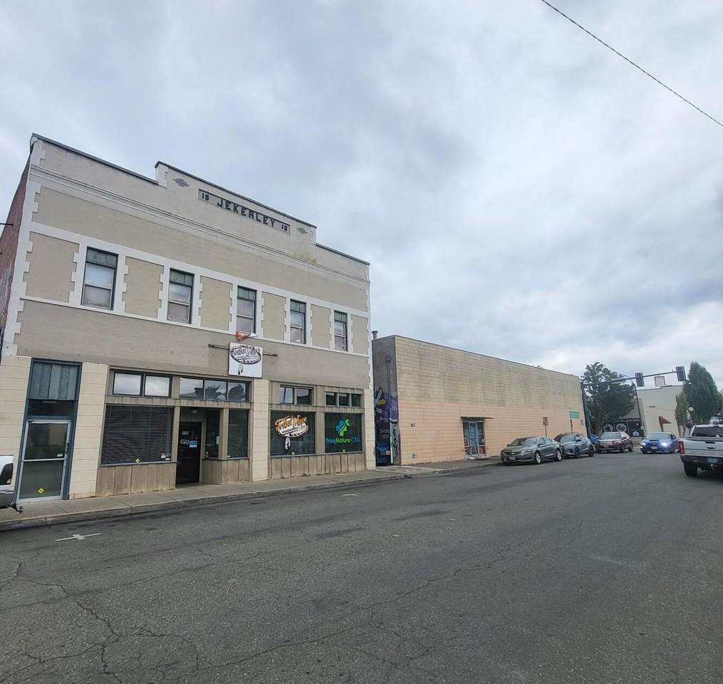120 J Street - Photo 1