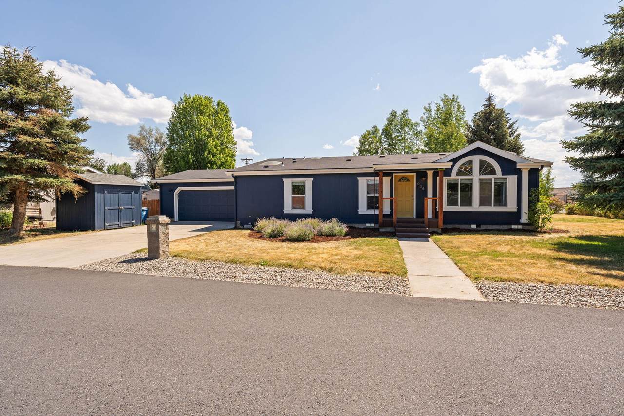 604 Shoshone Drive - Photo 1