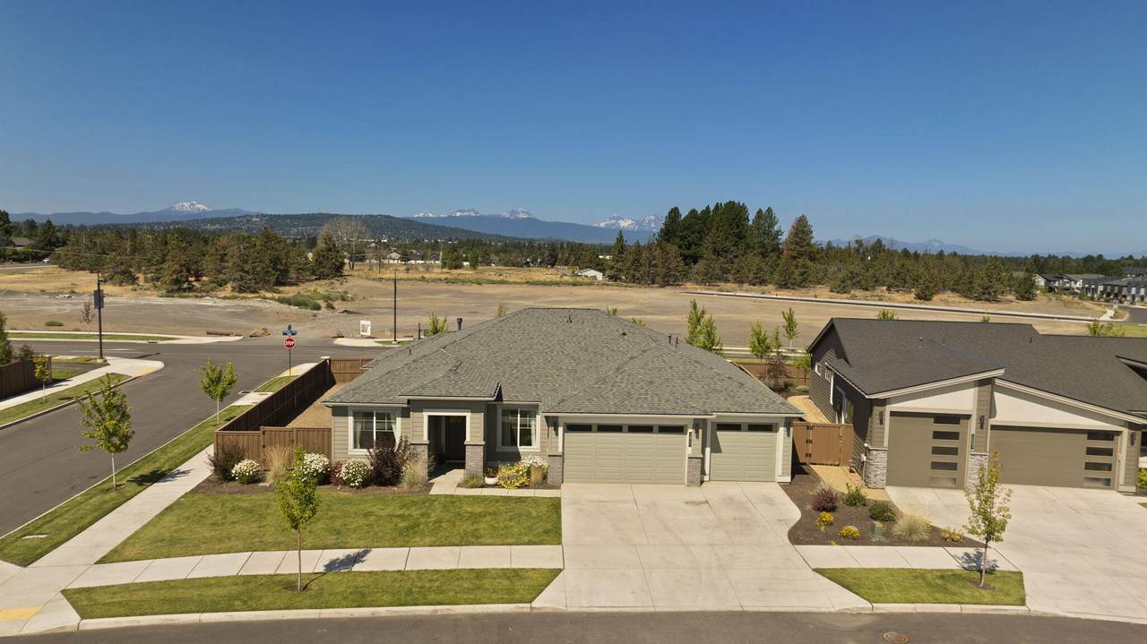 3811 Oakside - Photo 1