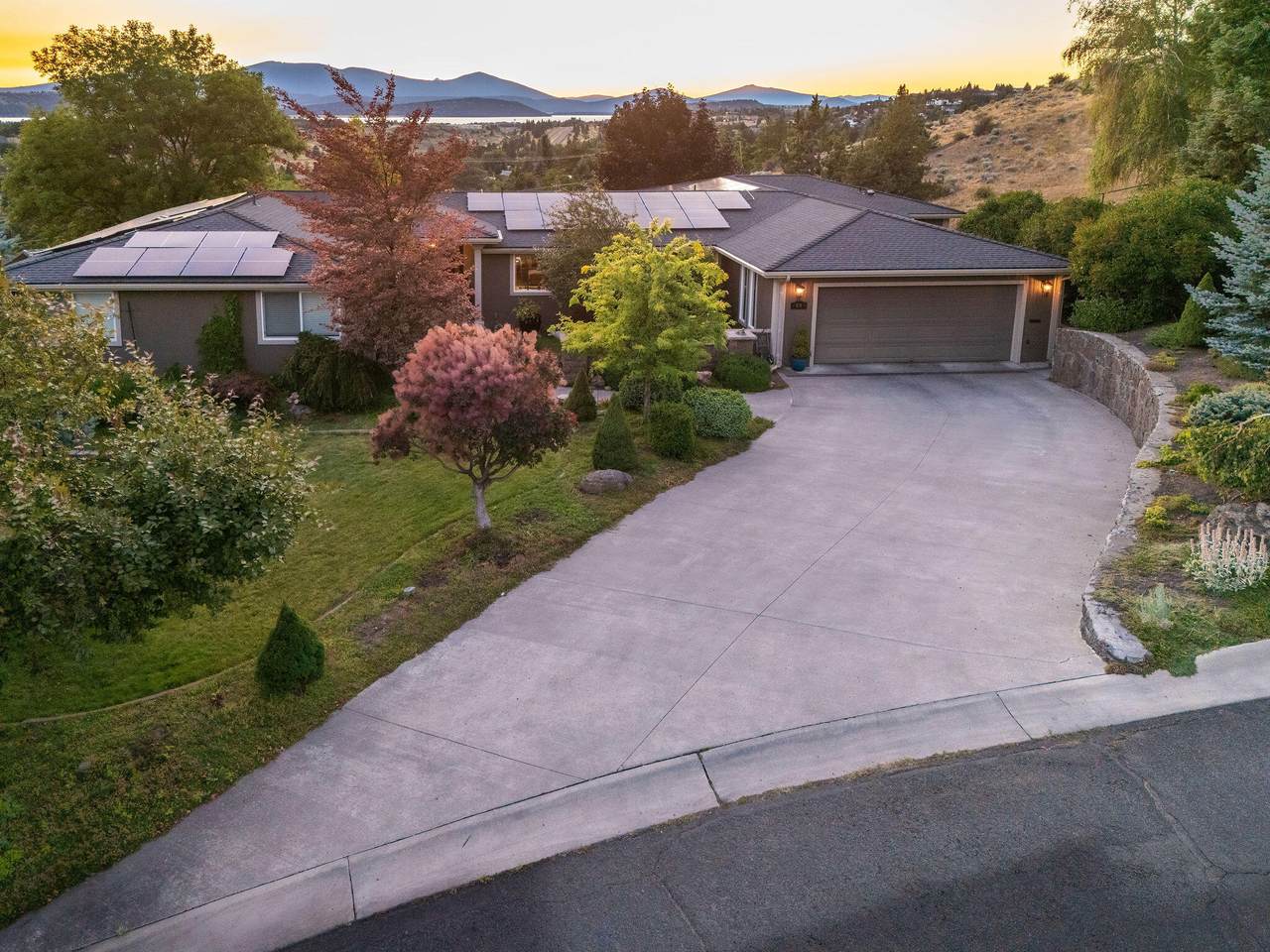 818 Loma Linda Drive - Photo 1