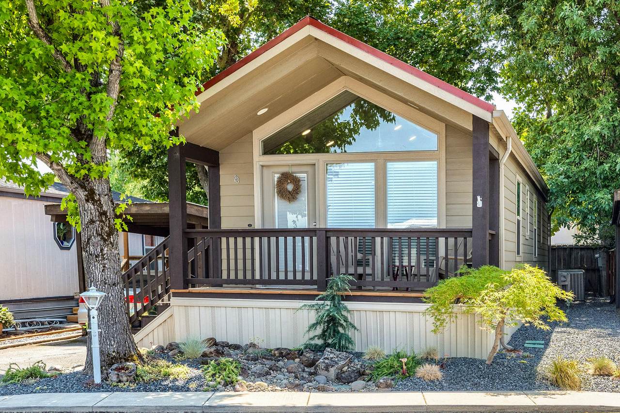 1055 5th Street - Photo 1