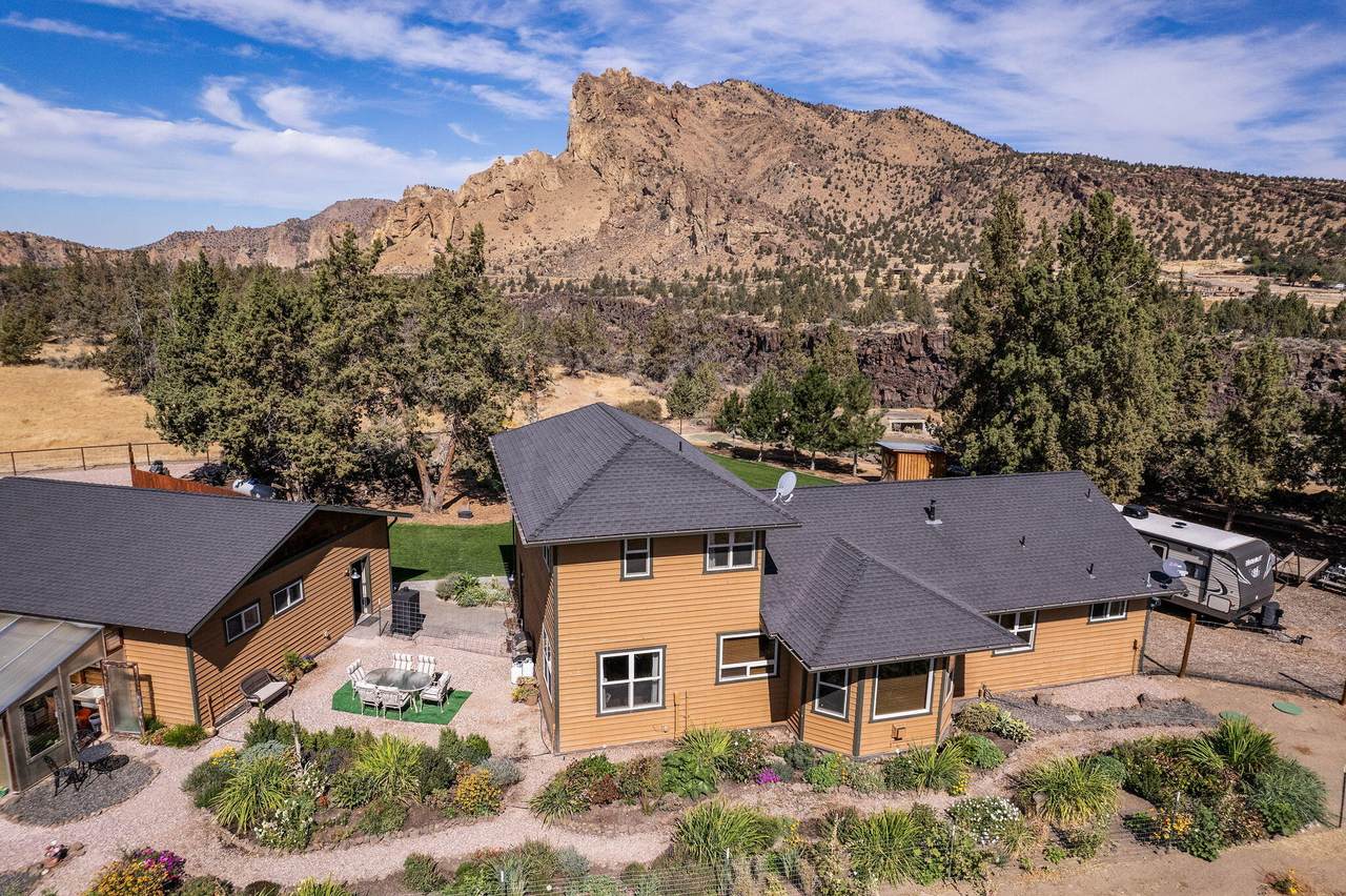 3885 Xenolith Street - Photo 1