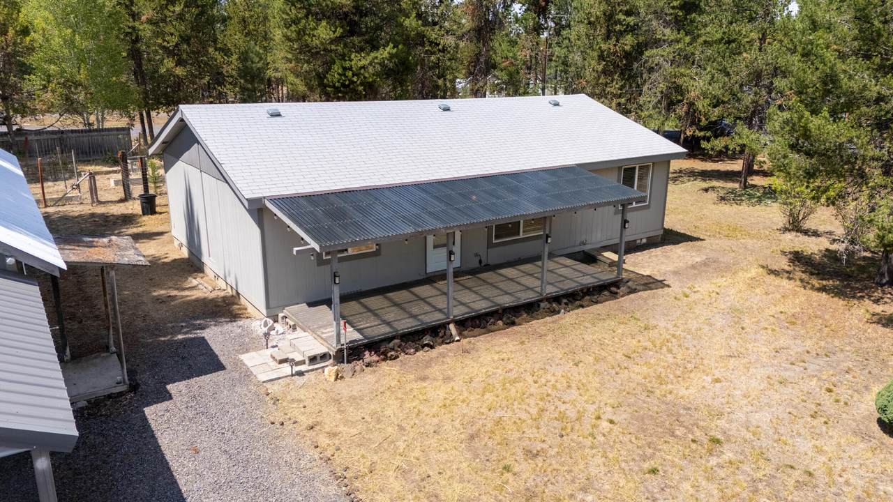 16173 North Drive - Photo 1