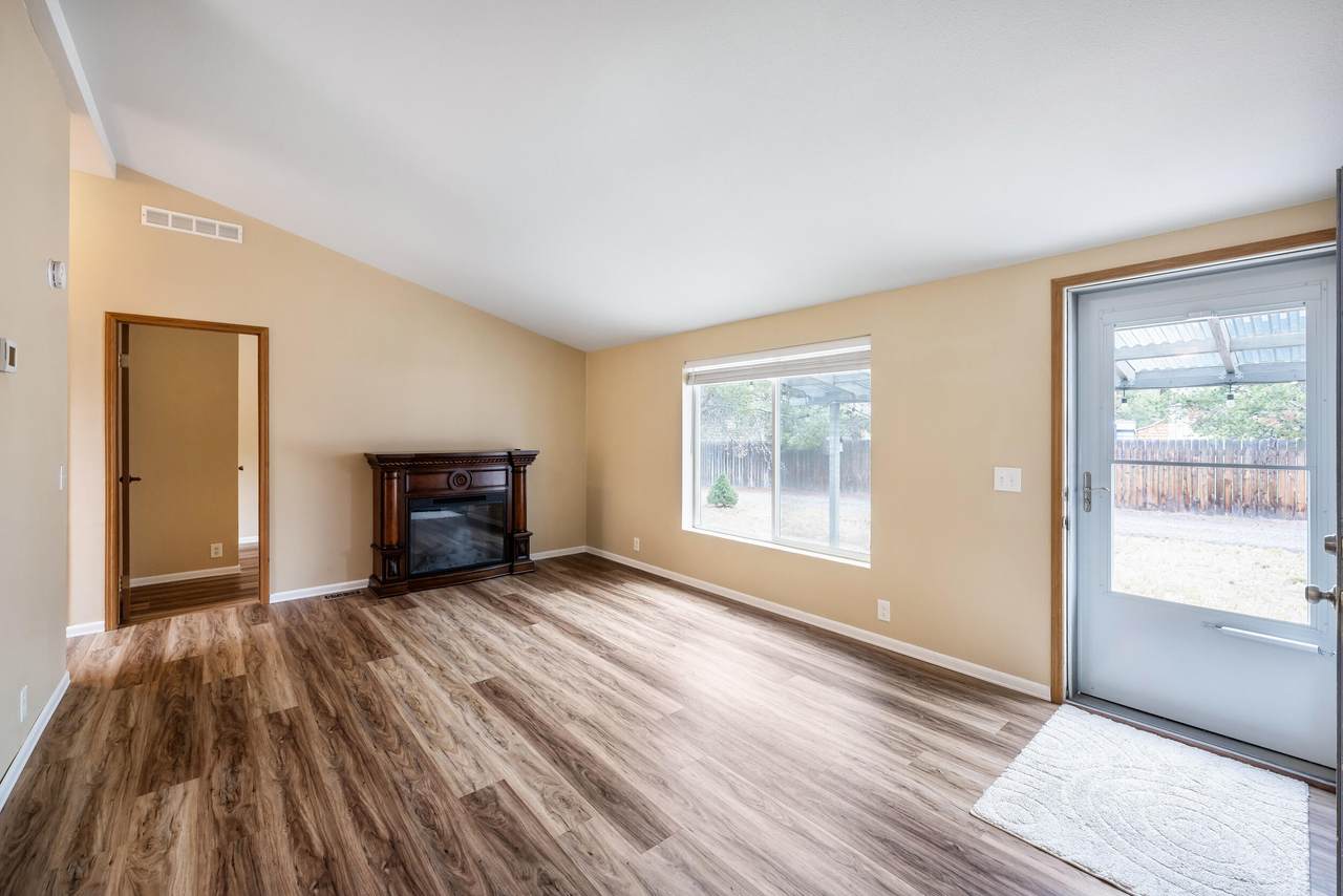 https://bt-photos.global.ssl.fastly.net/coar/1280_boomver_1_220207007-2.jpg