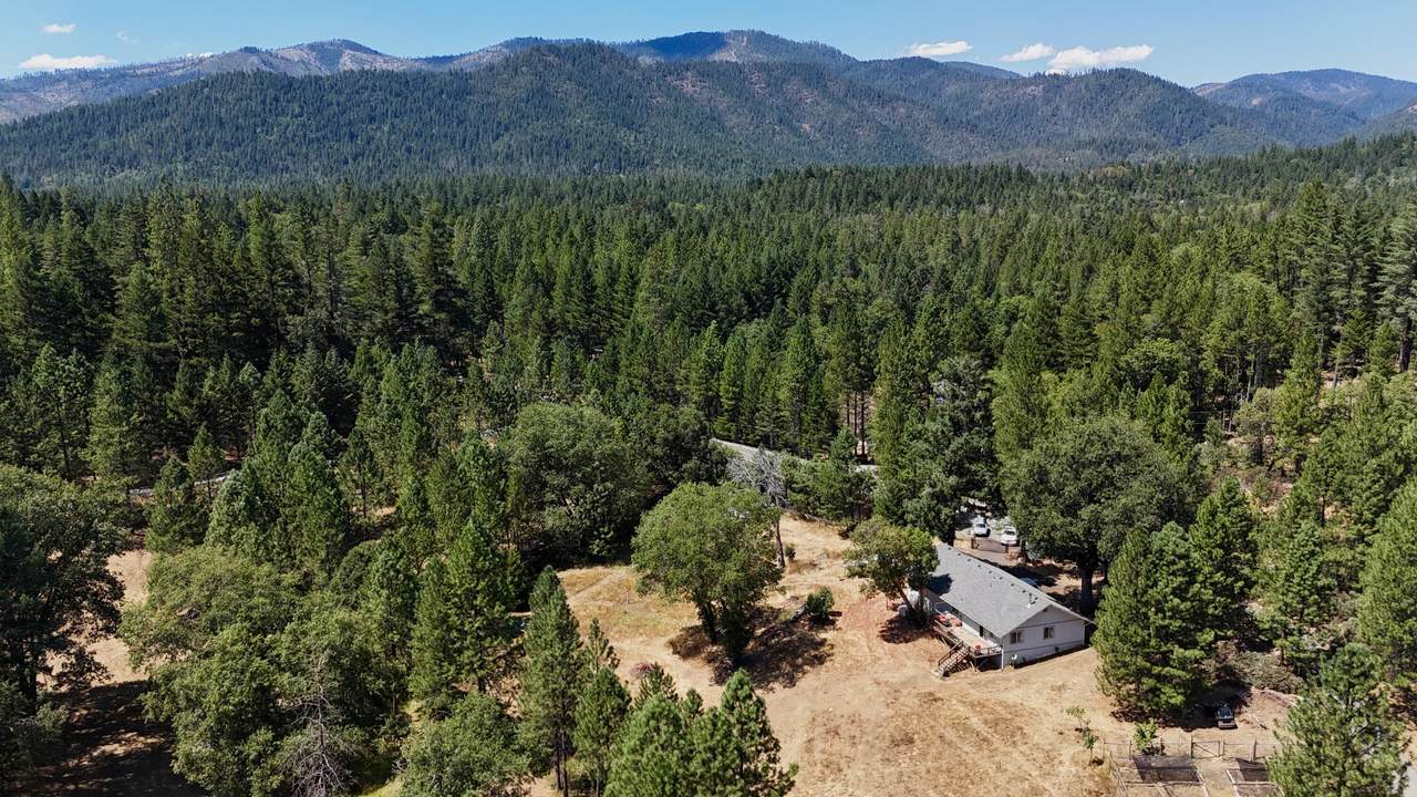 467 Draper Valley Road - Photo 1