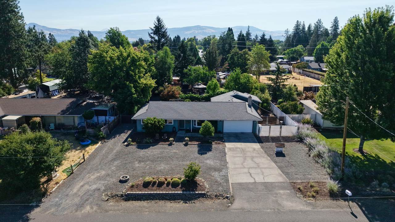 2027 Fairlane Drive - Photo 1