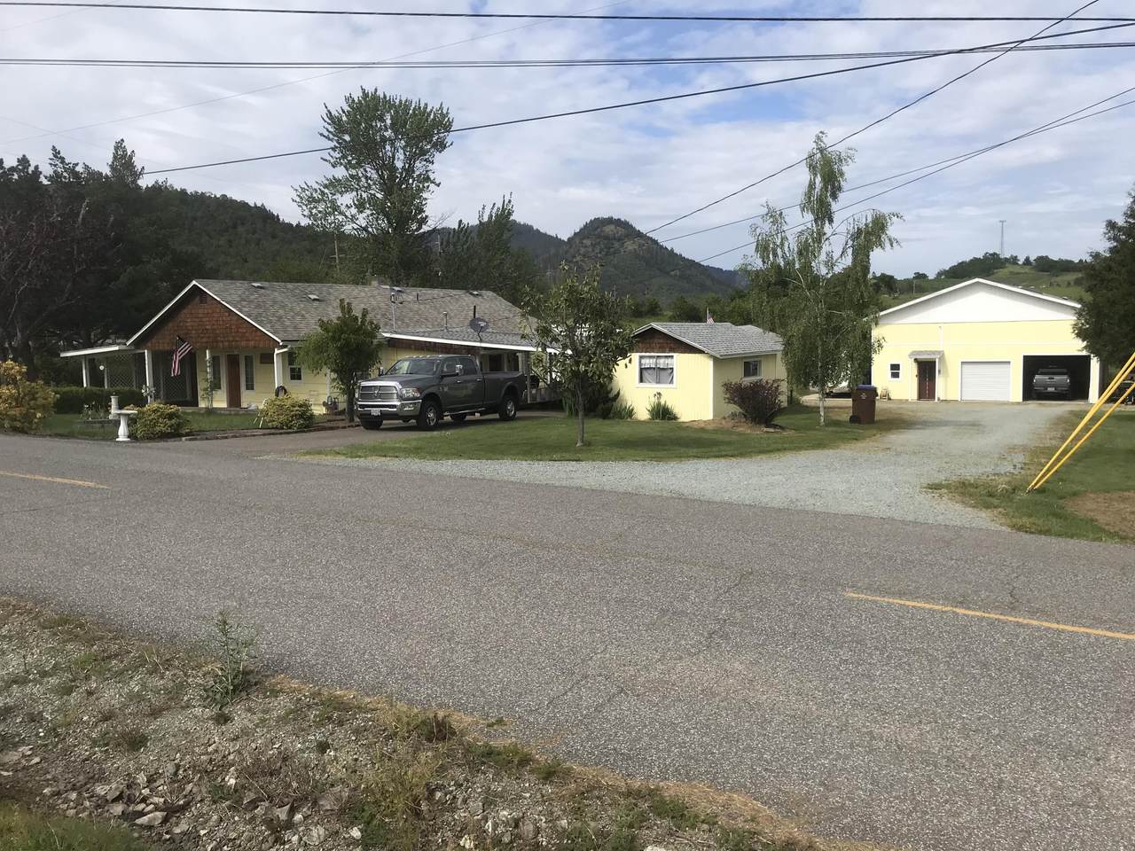 795 E Street - Photo 1