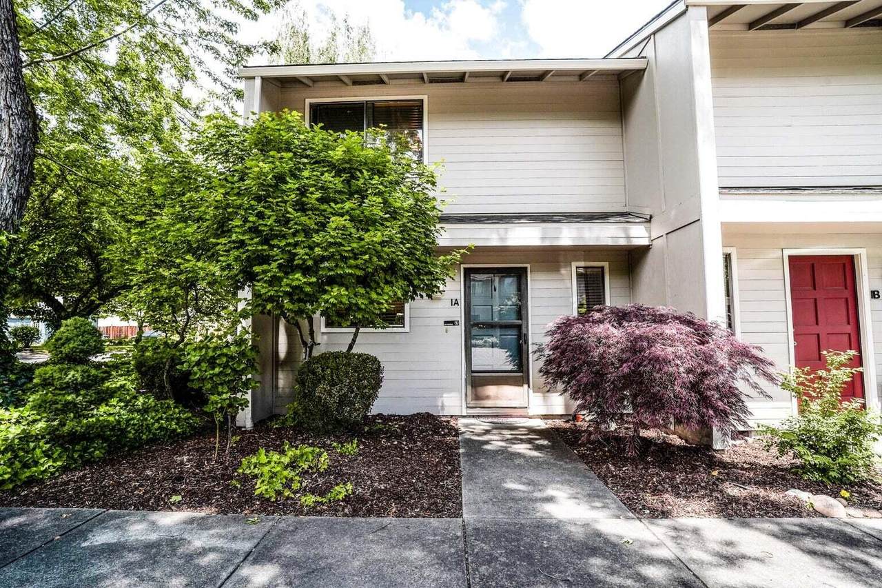 1279 Maple Leaf Court - Photo 1