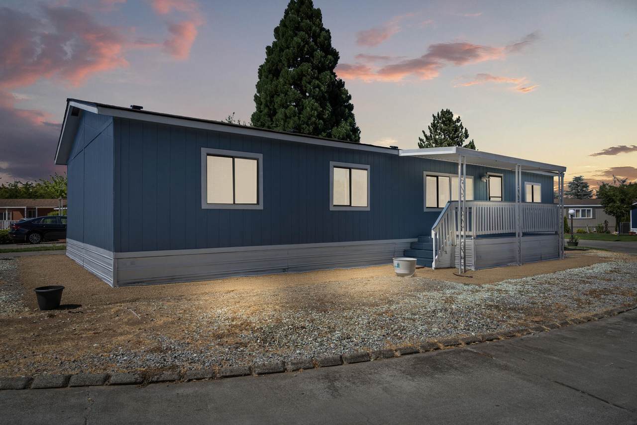 720 Hedy Jayne - Photo 1