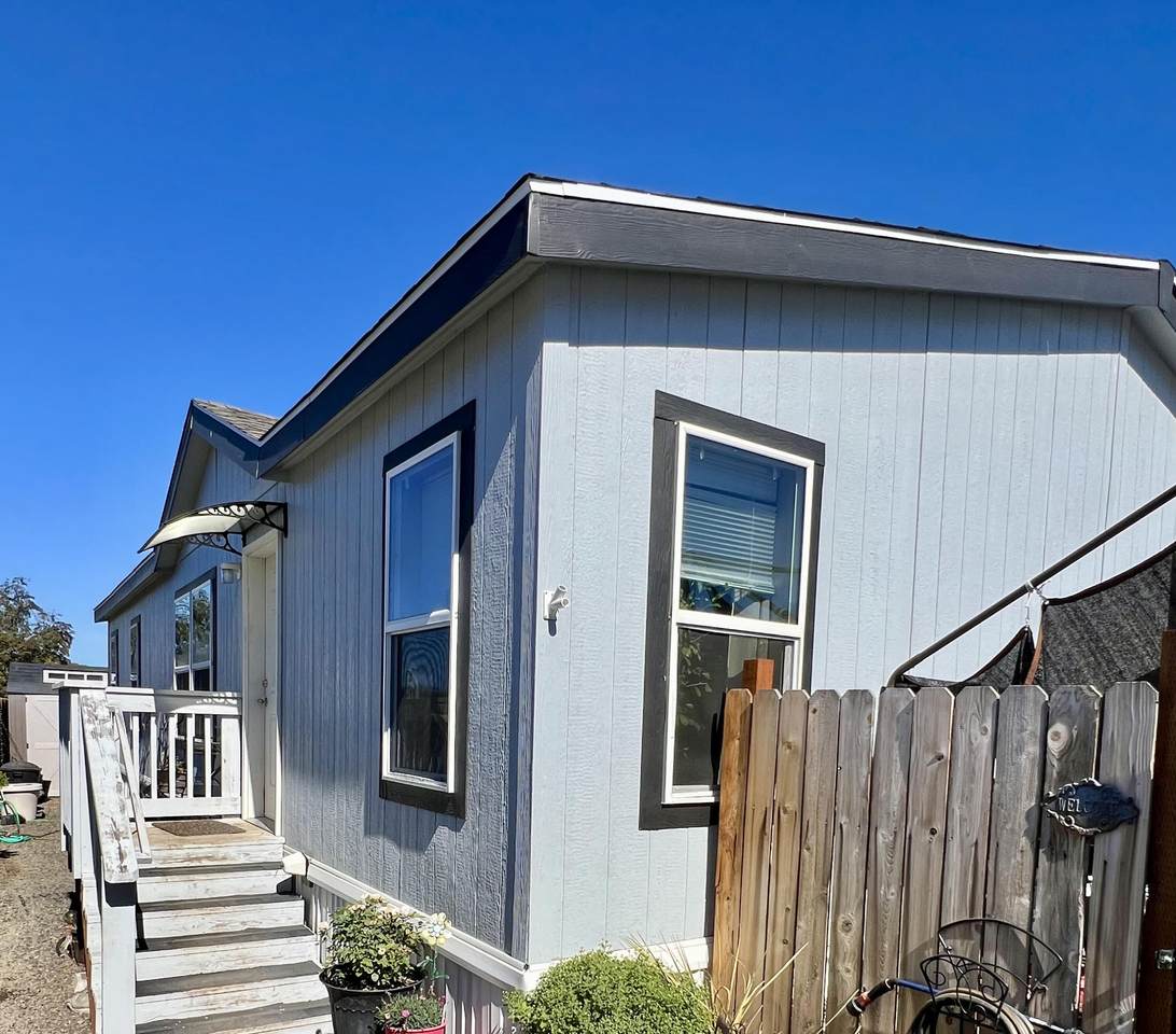 644 Raven Road - Photo 1