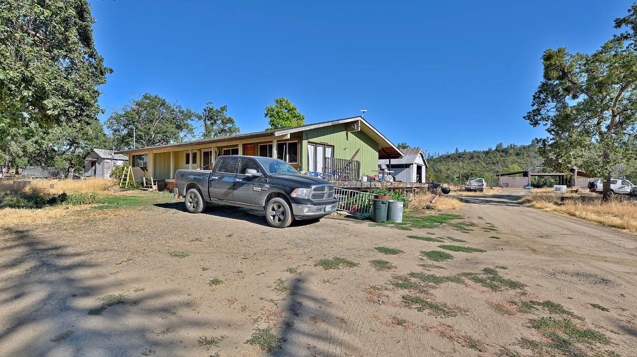 1300 Worthington Road - Photo 1