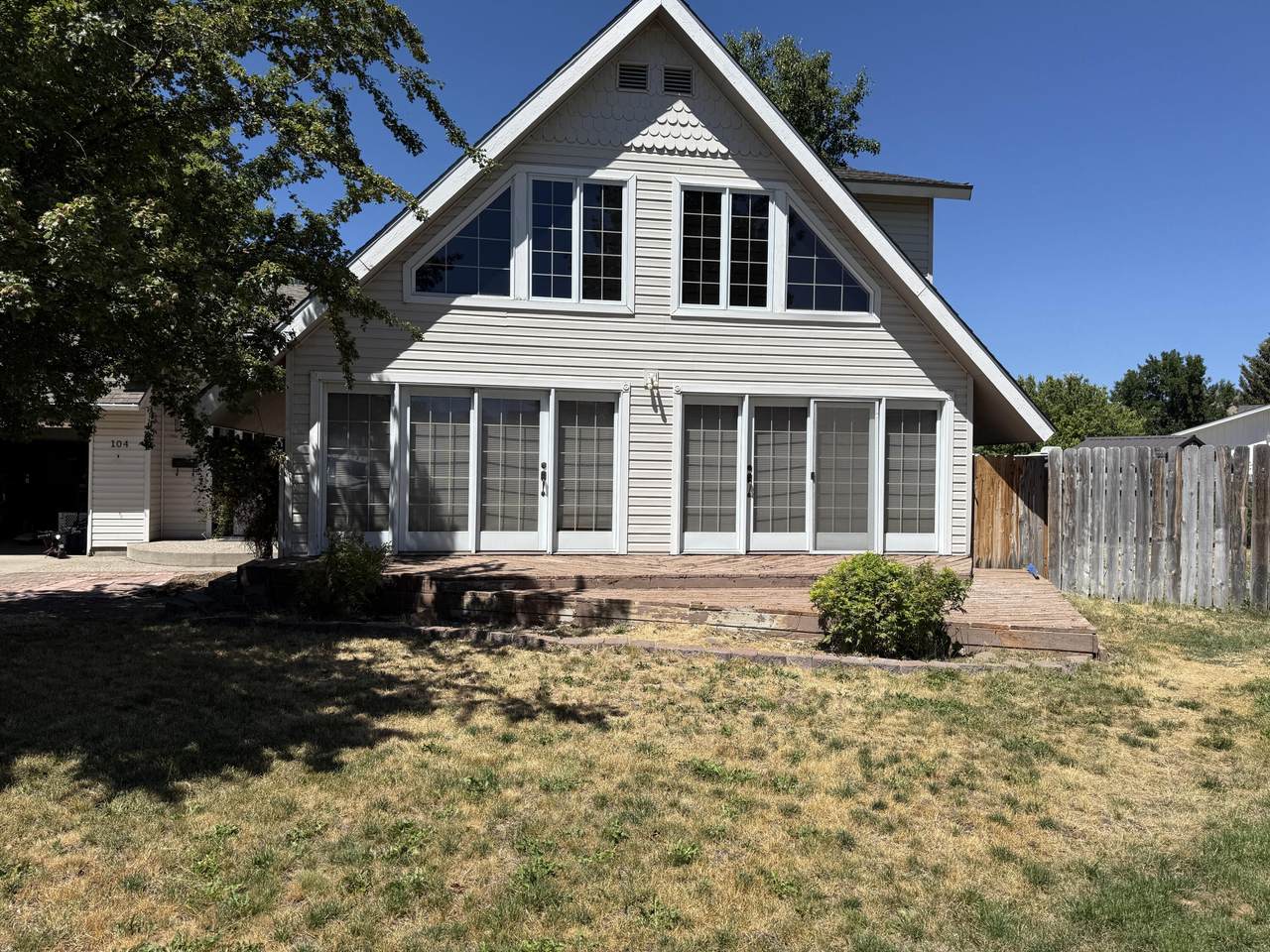 104 Pioneer Place - Photo 1