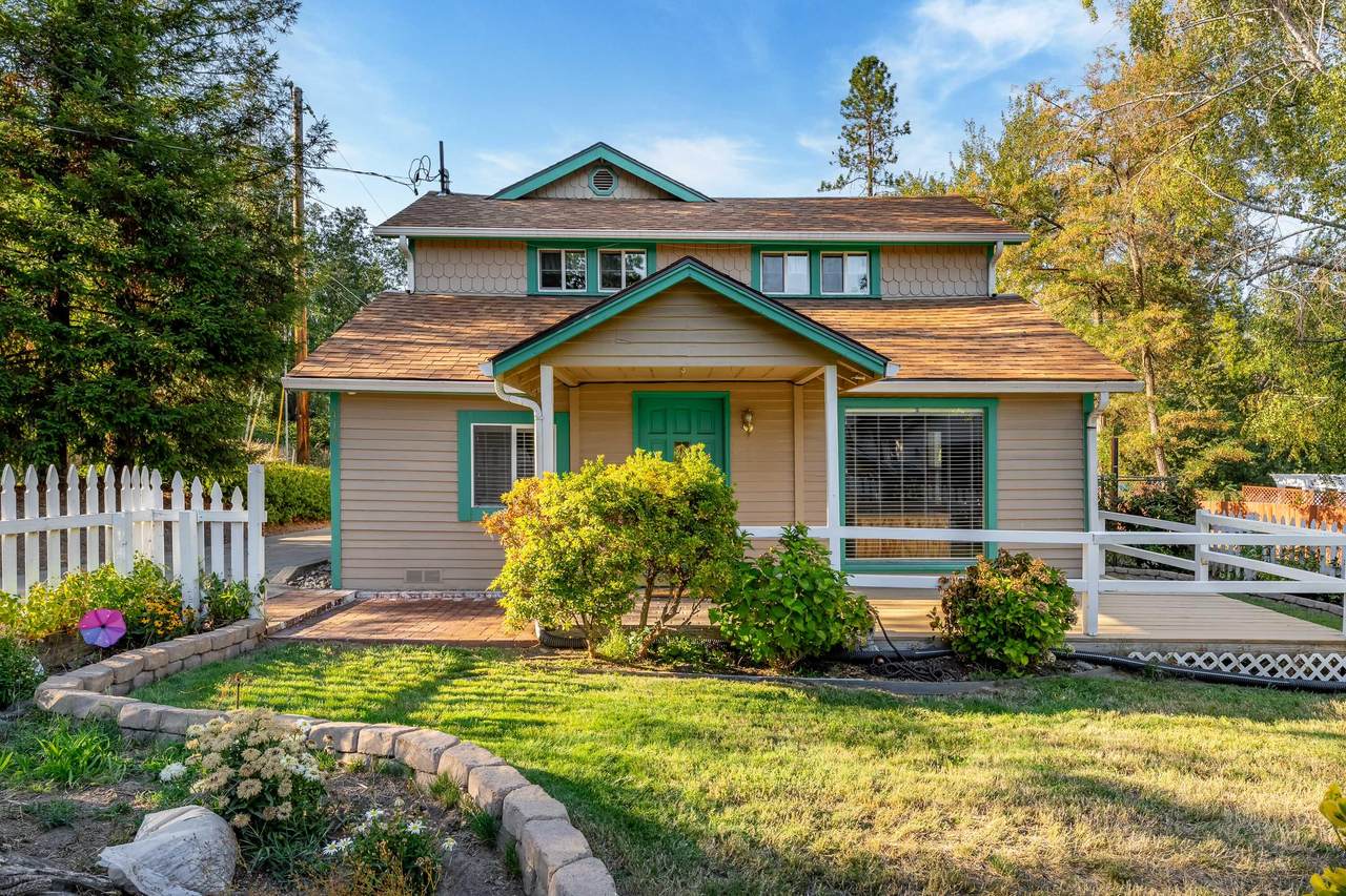 416 Pleasant View Drive - Photo 1