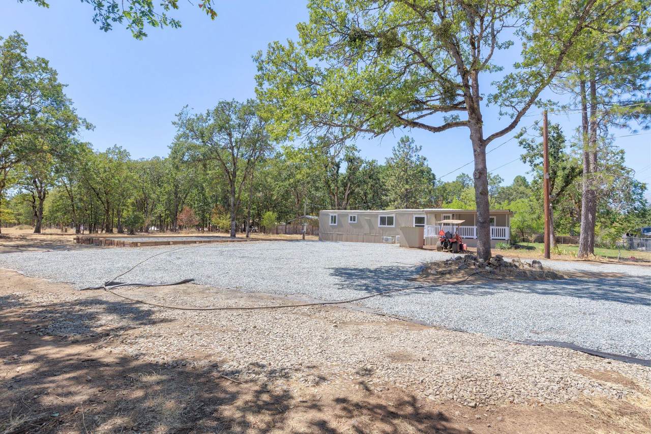 185 Red Mountain Drive - Photo 1