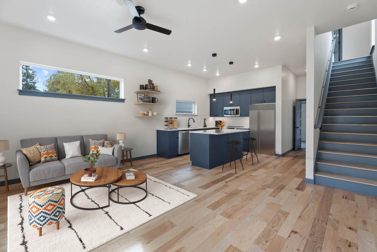 757 Pelton Place - Photo 1