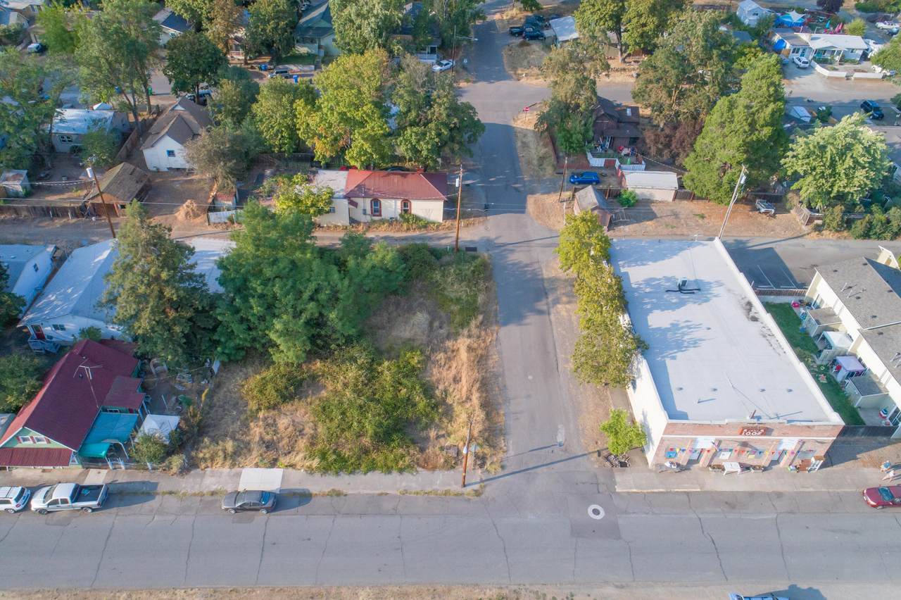 505 4th Avenue - Photo 1