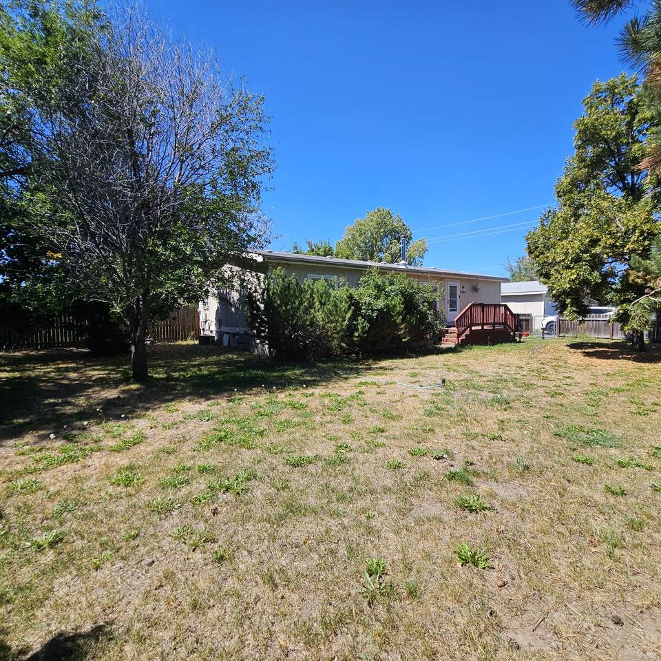 5104 Homedale Road - Photo 1