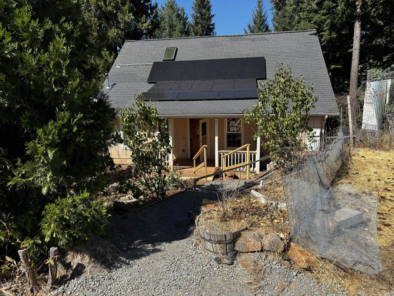 240 Bluff Street - Photo 1
