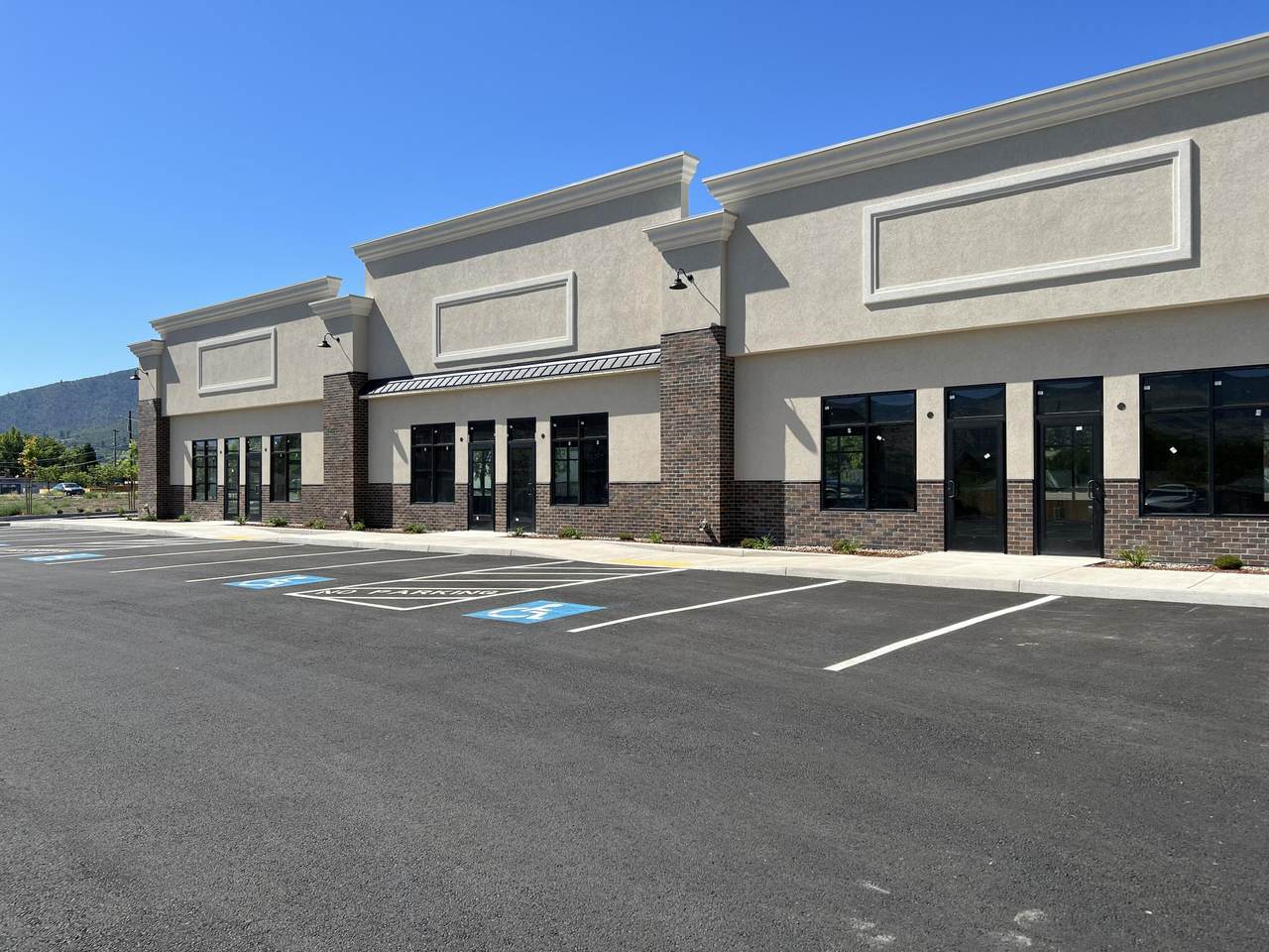 210 Pacific Highway - Photo 1