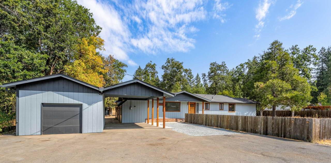 222 Shadywood Drive - Photo 1