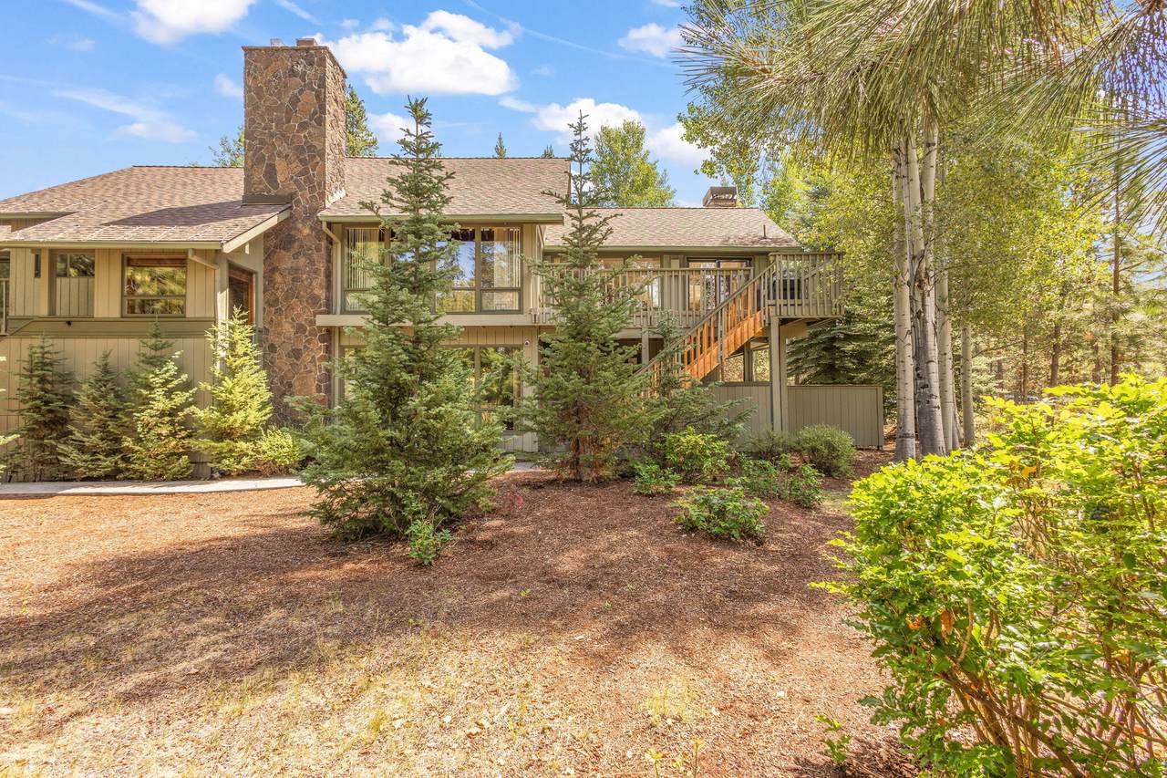 56835 Deschutes Lane - Photo 1