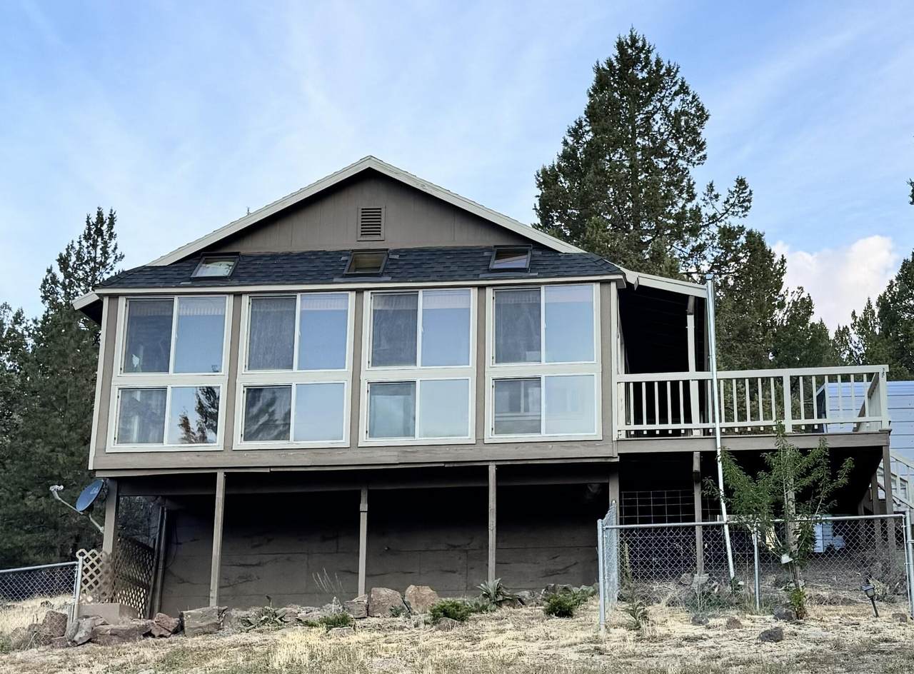 24713 Kootenai Street - Photo 1