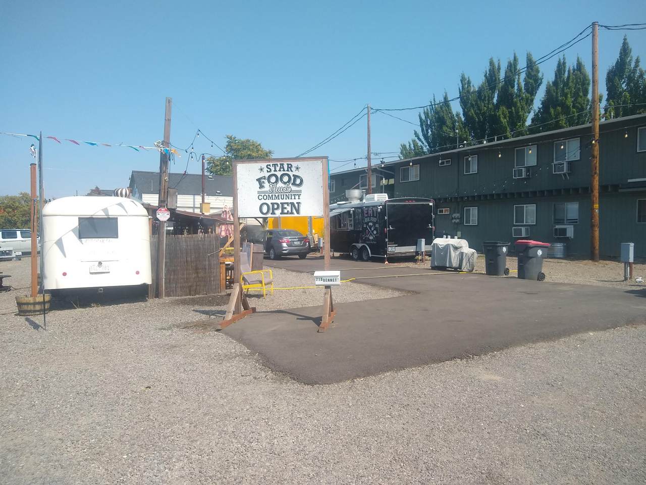 719 Bennett Avenue - Photo 1